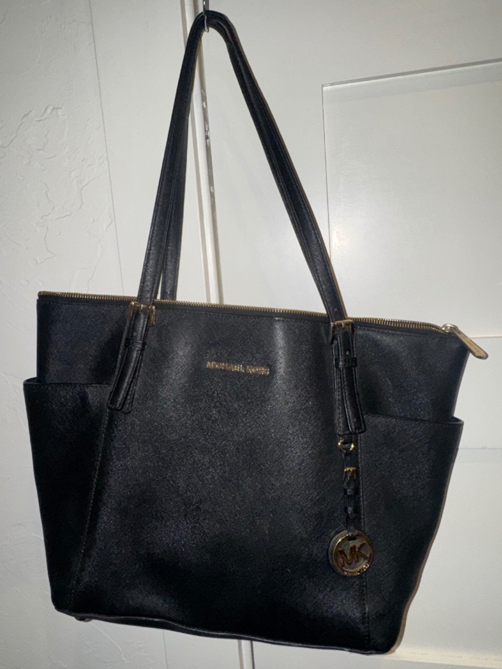 Michael Kors Charlotte Large Top Zip Leather Tote